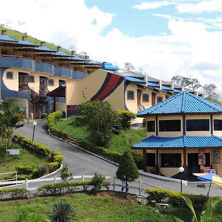 Hotel Porto Dos Milagres อาปาเรซีดา ภายนอก รูปภาพ