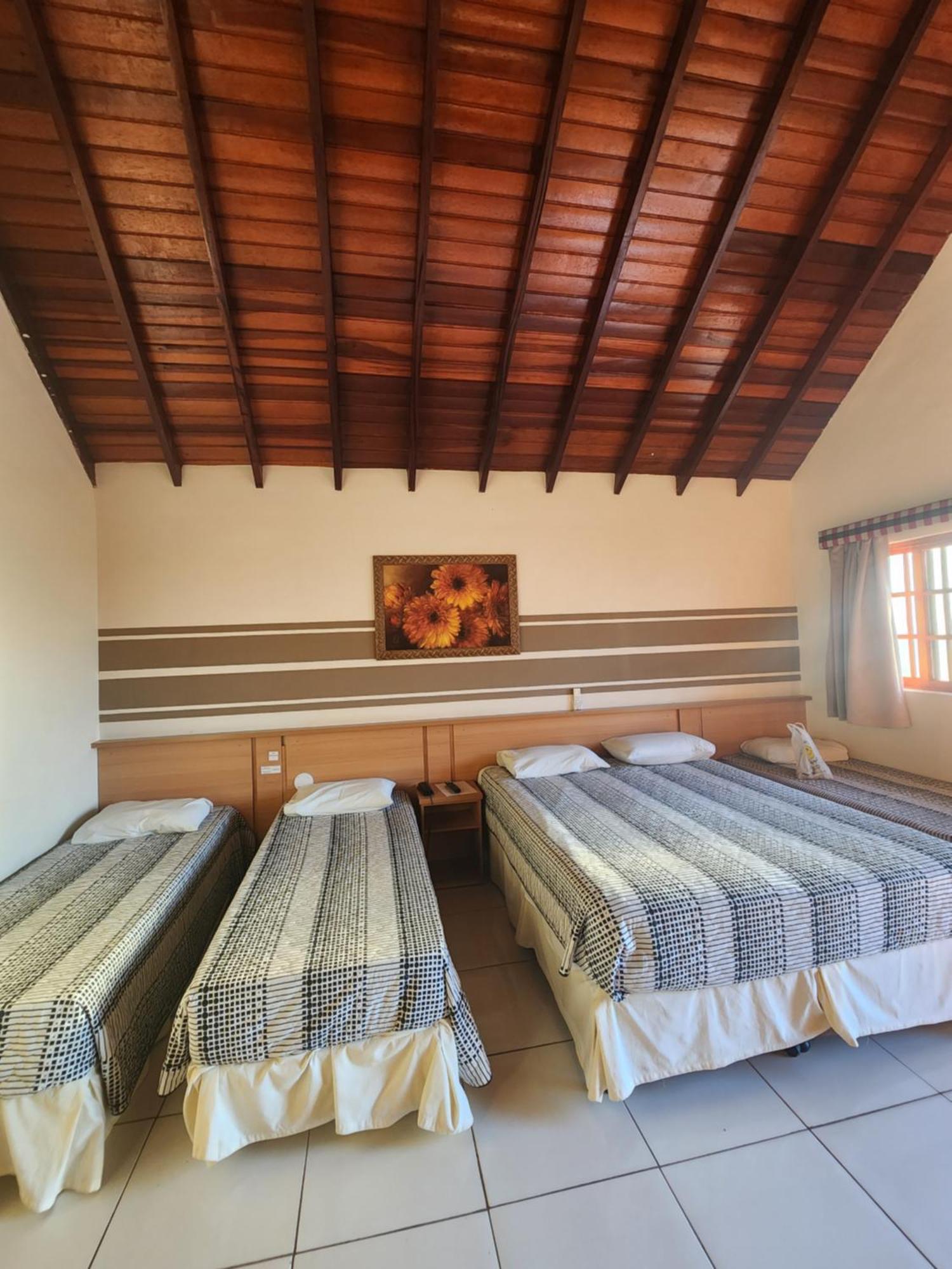 Hotel Porto Dos Milagres อาปาเรซีดา ภายนอก รูปภาพ